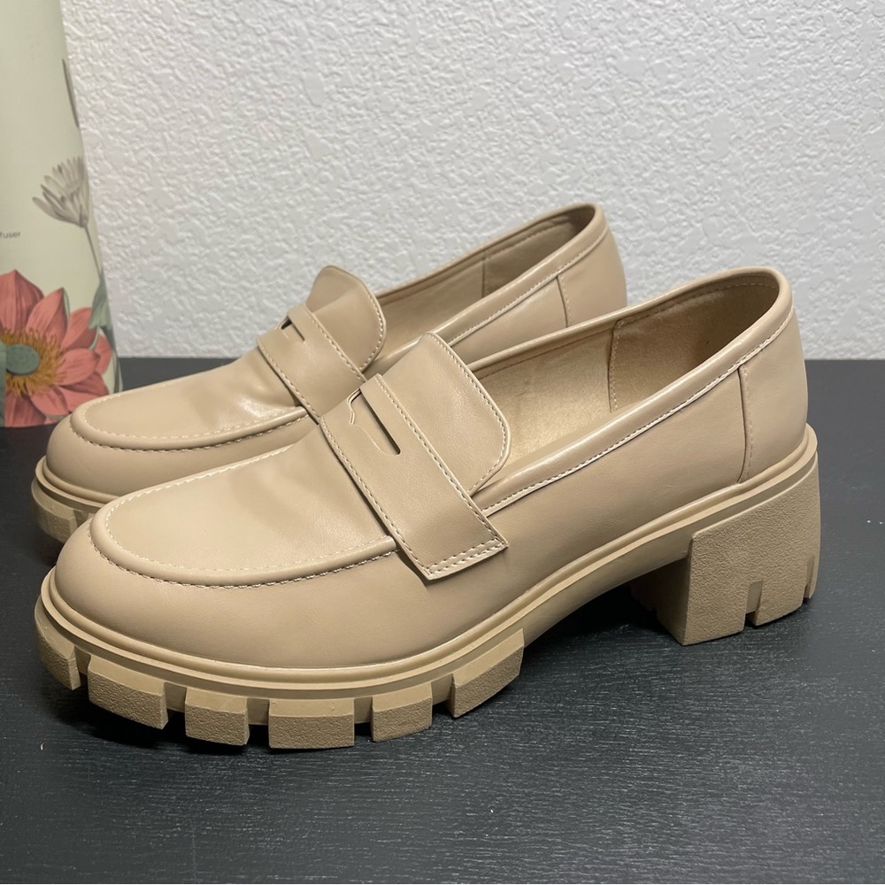 CUSHIONAIRE LOAFER